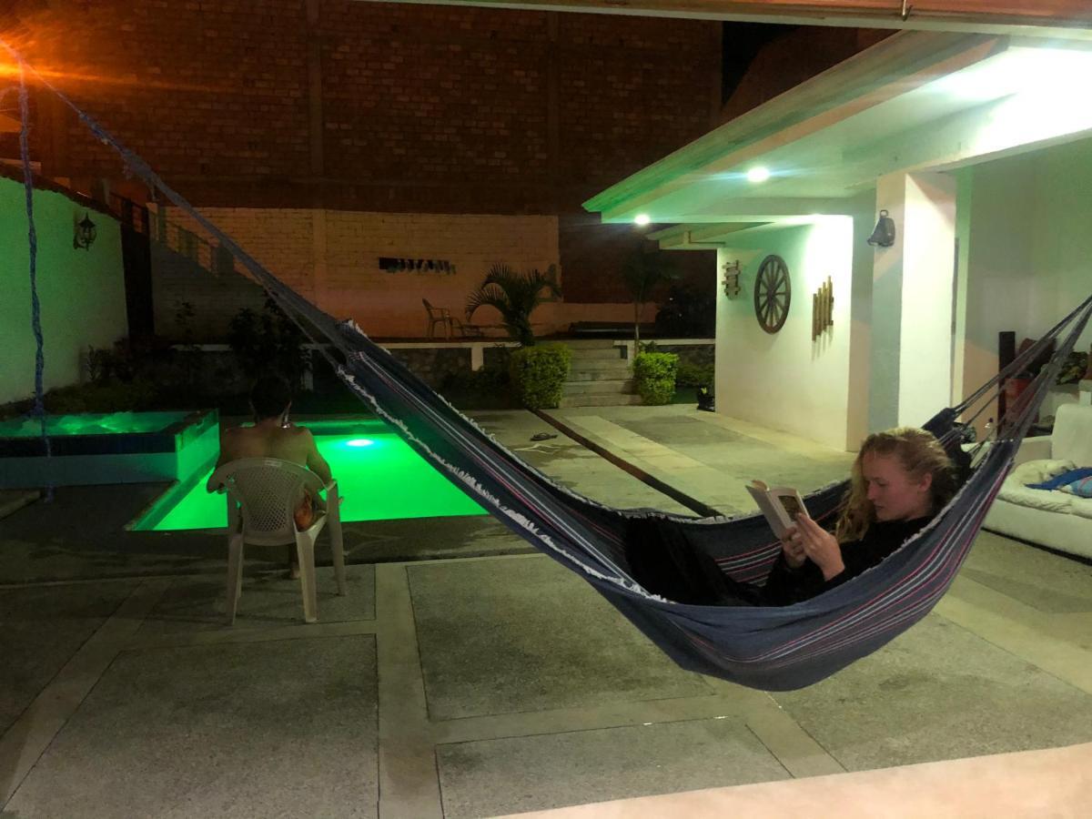 Hostel Las Palmas Vilcabamba Buitenkant foto